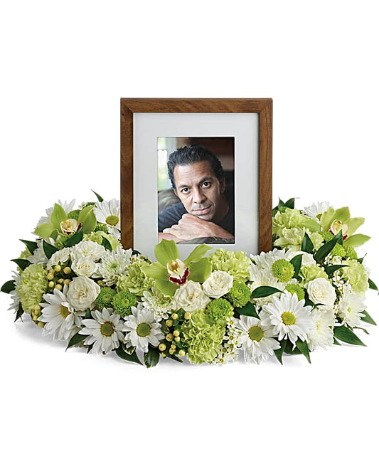Garden Wreath - Karen's Floral Expressions